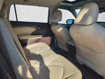 2021 Toyota Highlander Limited AWD (Natl)