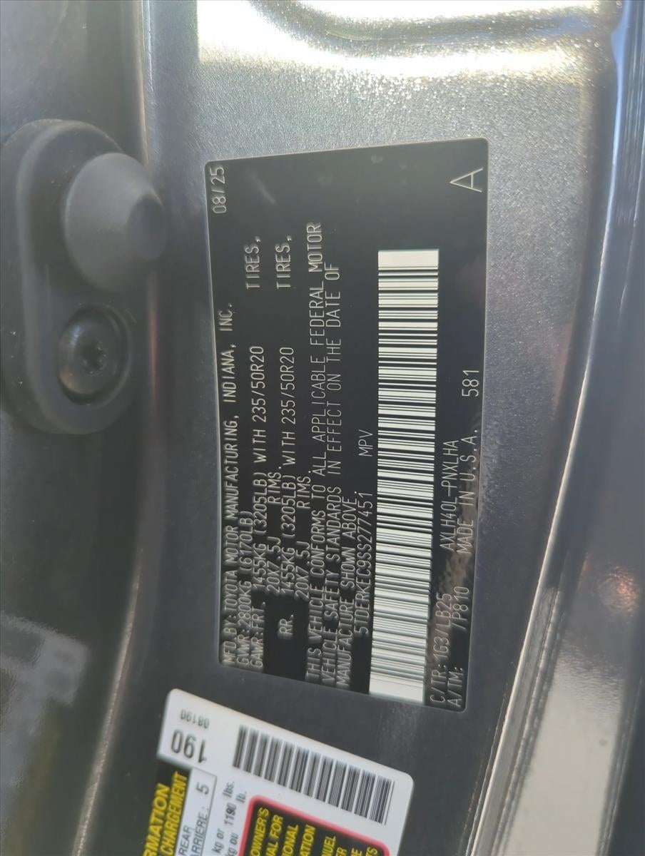 2025 Toyota Sienna Platinum FWD 7-Passenger (Natl)