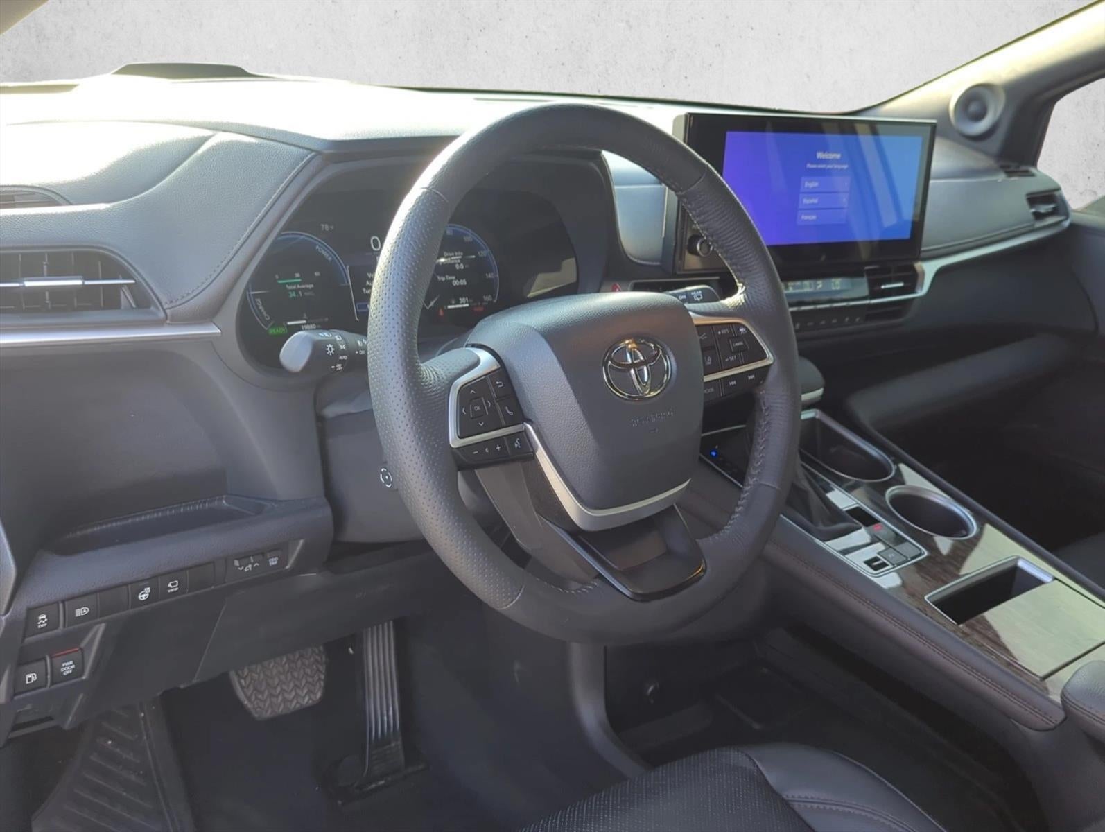 2025 Toyota Sienna Platinum FWD 7-Passenger (Natl)