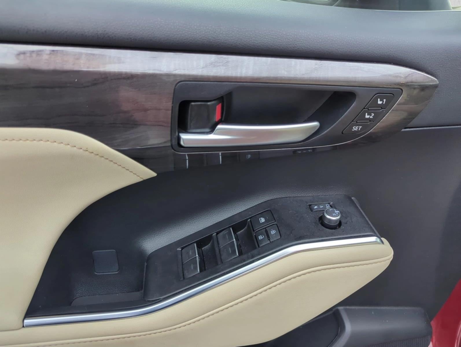 2023 Toyota Highlander Hybrid Platinum FWD (Natl)