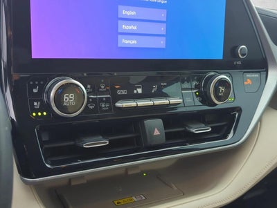 2023 Toyota Highlander Hybrid Platinum FWD (Natl)