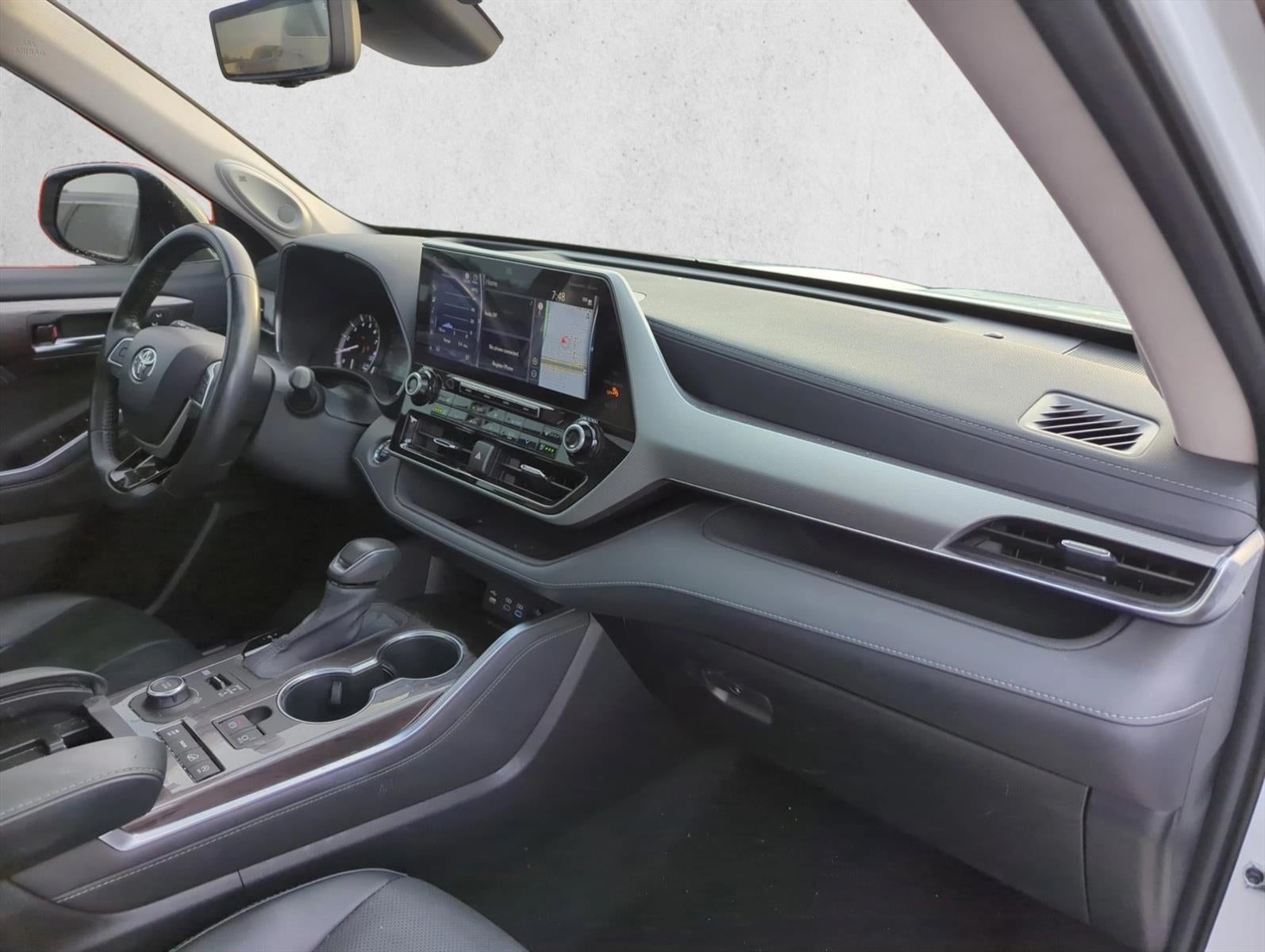 2022 Toyota Highlander Platinum AWD (Natl)