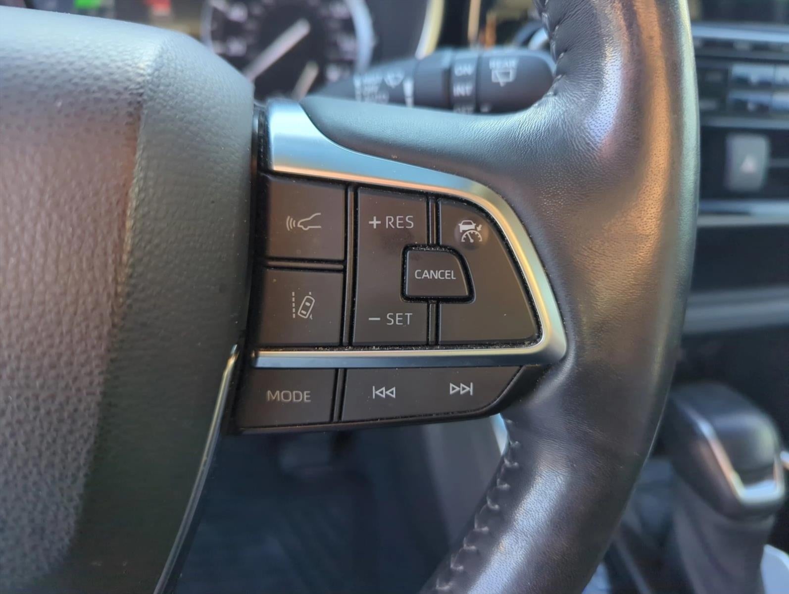 2021 Toyota Highlander Platinum AWD (Natl)