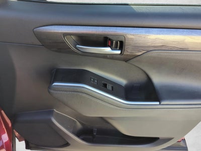 2021 Toyota Highlander Platinum AWD (Natl)