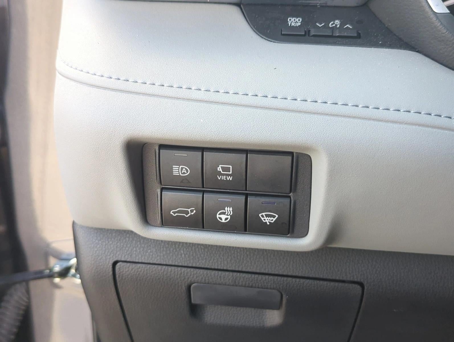 2021 Toyota Highlander Platinum AWD (Natl)