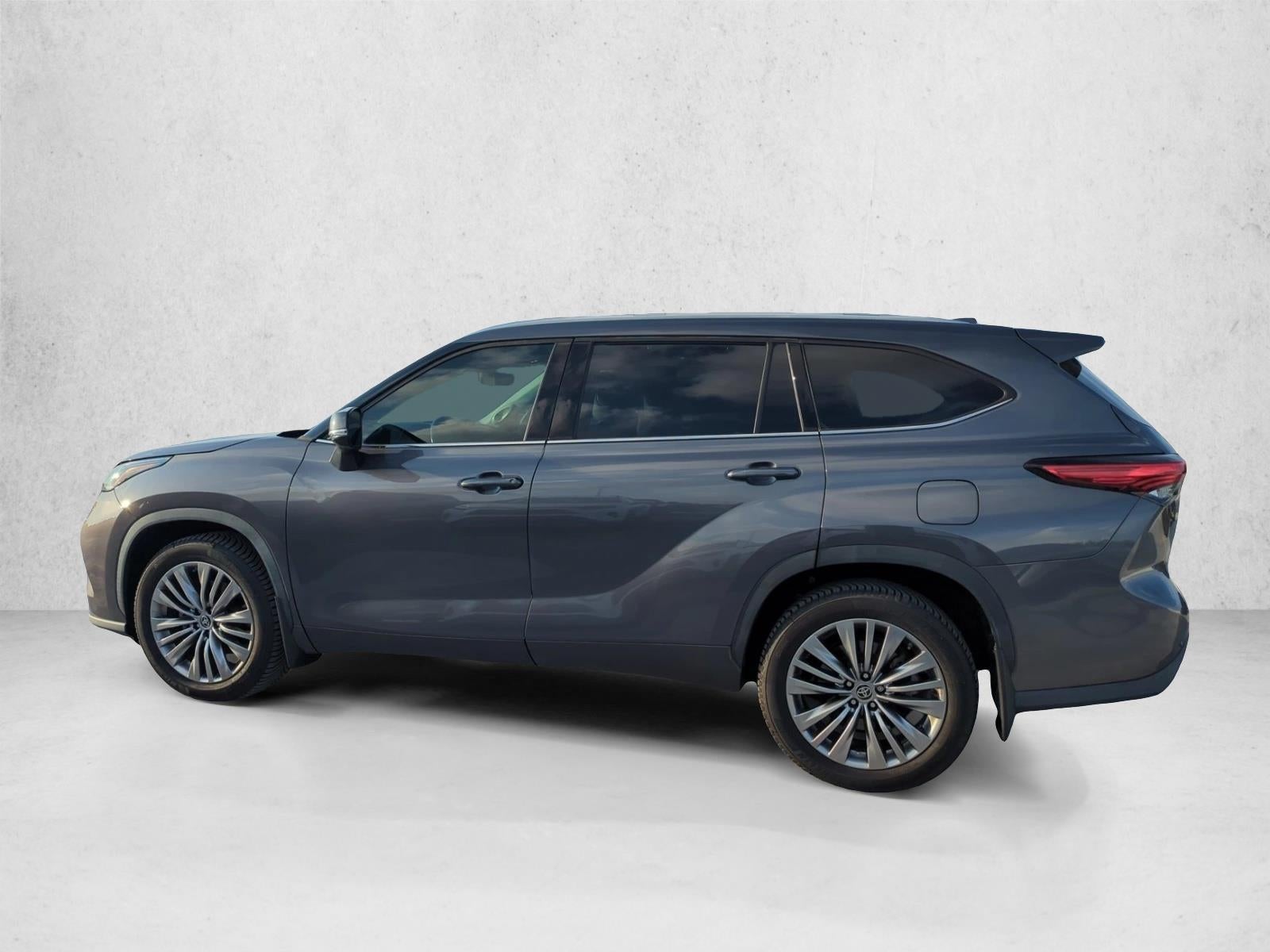 2021 Toyota Highlander Platinum AWD (Natl)