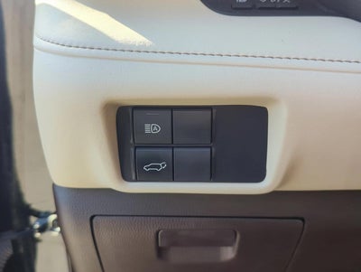 2022 Toyota Highlander XLE FWD (Natl)
