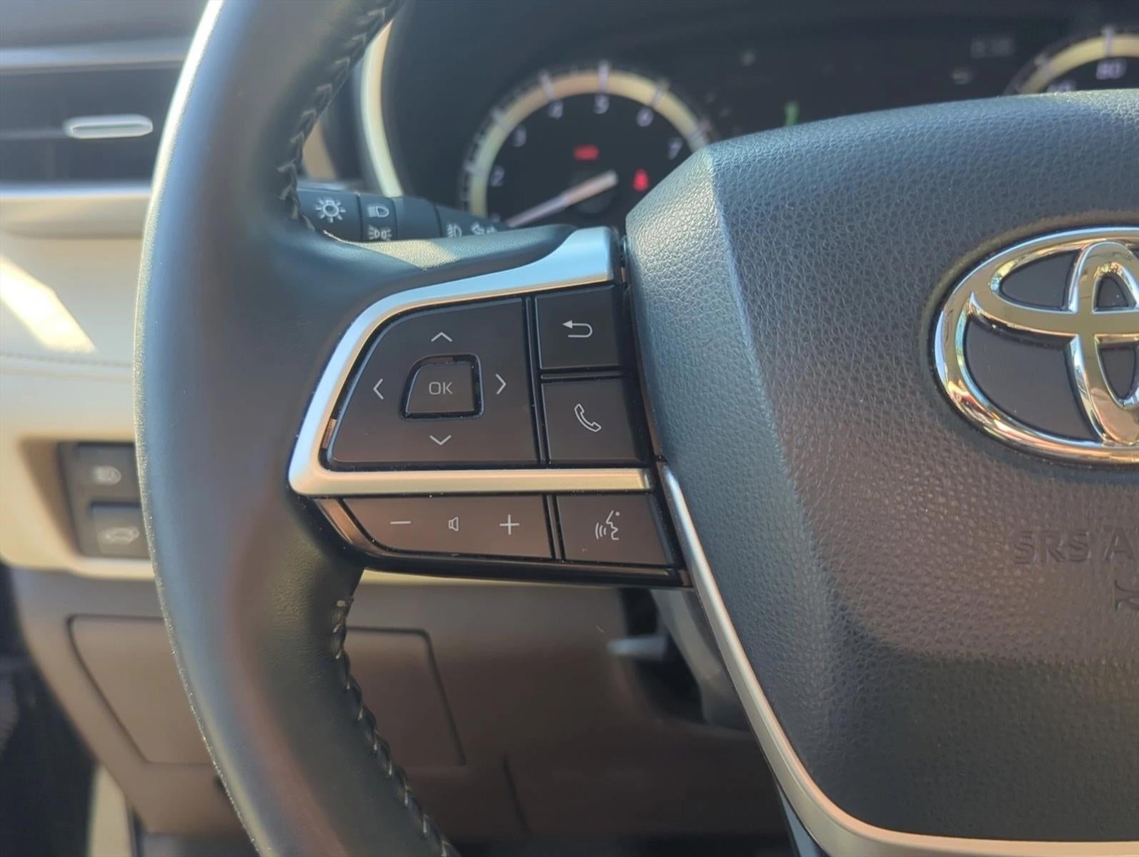 2022 Toyota Highlander XLE FWD (Natl)