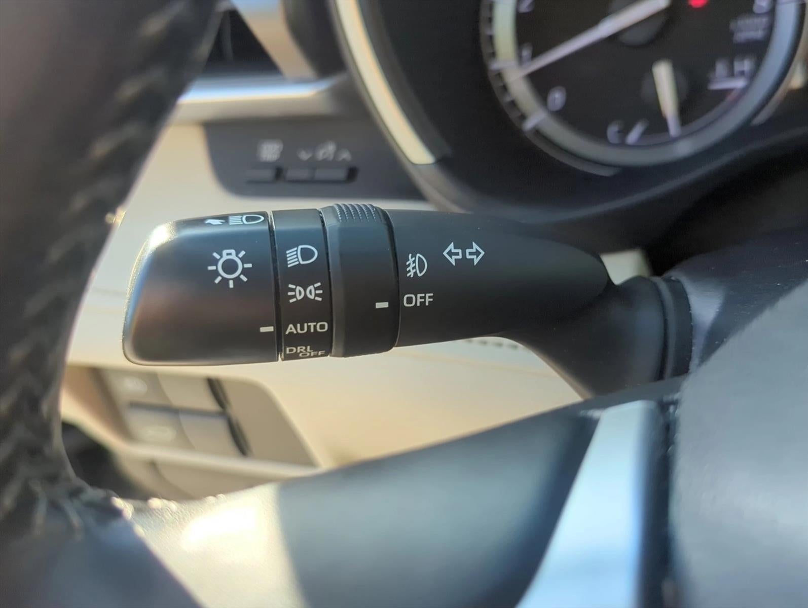 2022 Toyota Highlander XLE FWD (Natl)