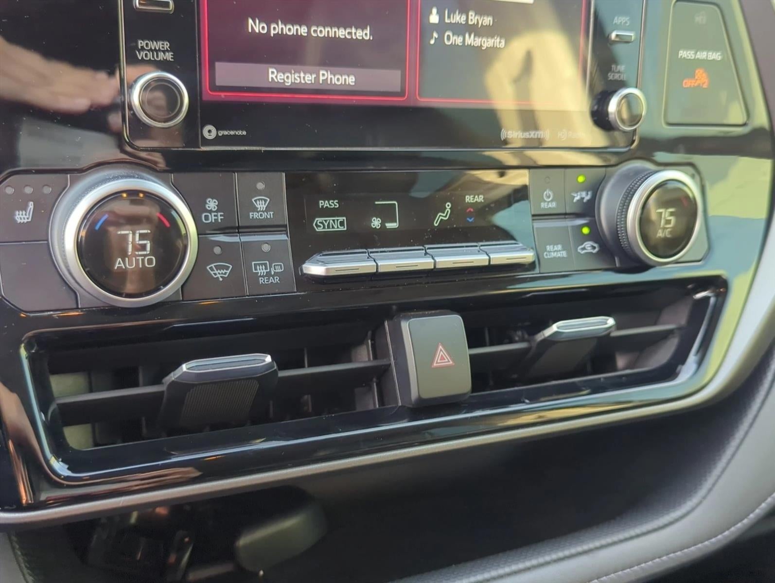 2020 Toyota Highlander XLE FWD (Natl)