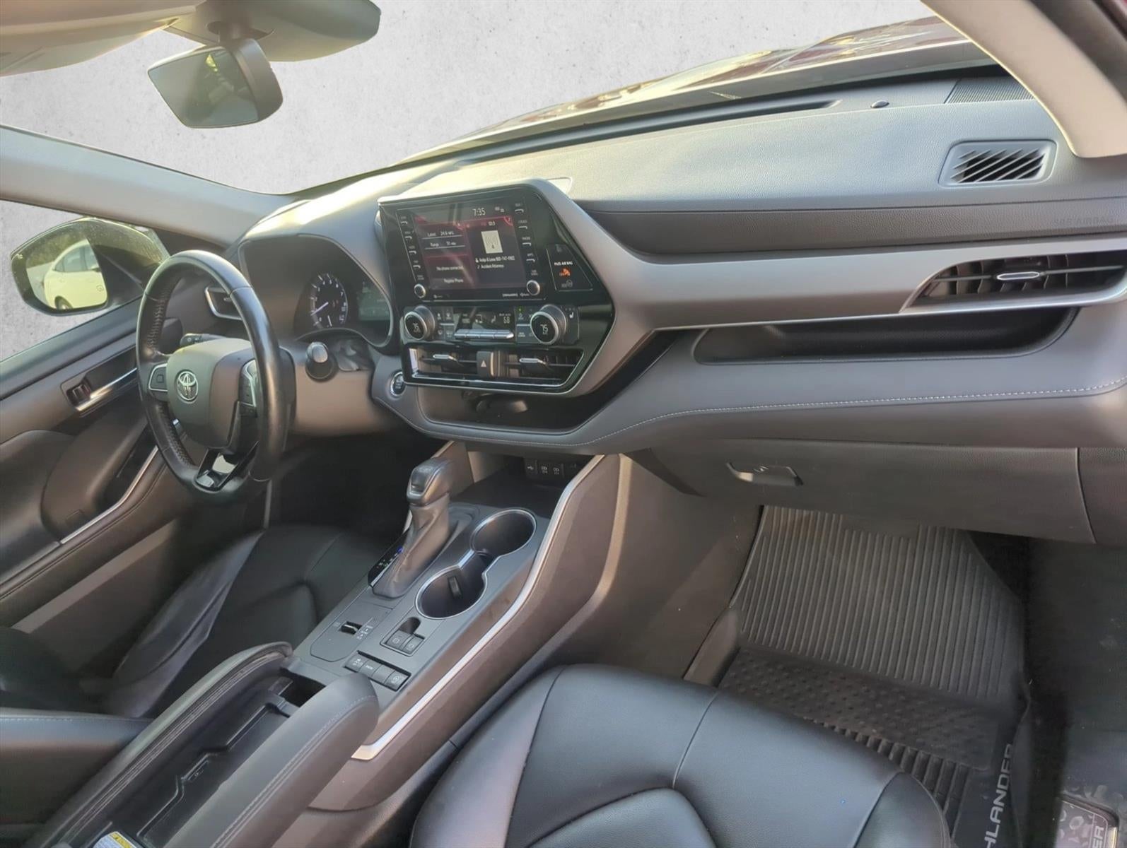 2020 Toyota Highlander XLE FWD (Natl)