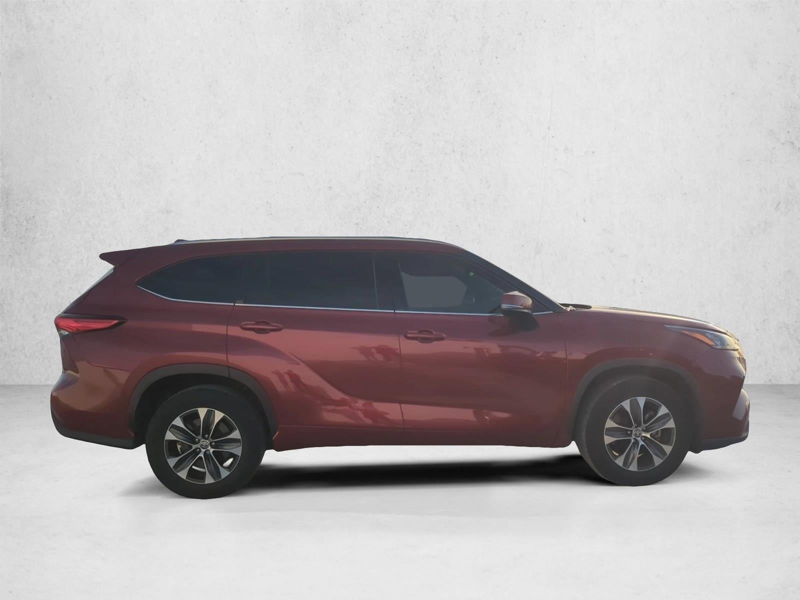 2020 Toyota Highlander XLE FWD (Natl)
