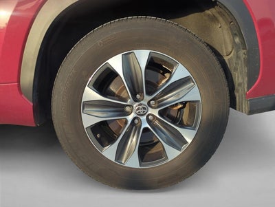 2020 Toyota Highlander XLE FWD (Natl)