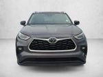 2022 Toyota Highlander XLE FWD (Natl)