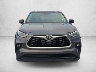 2022 Toyota Highlander XLE FWD (Natl)