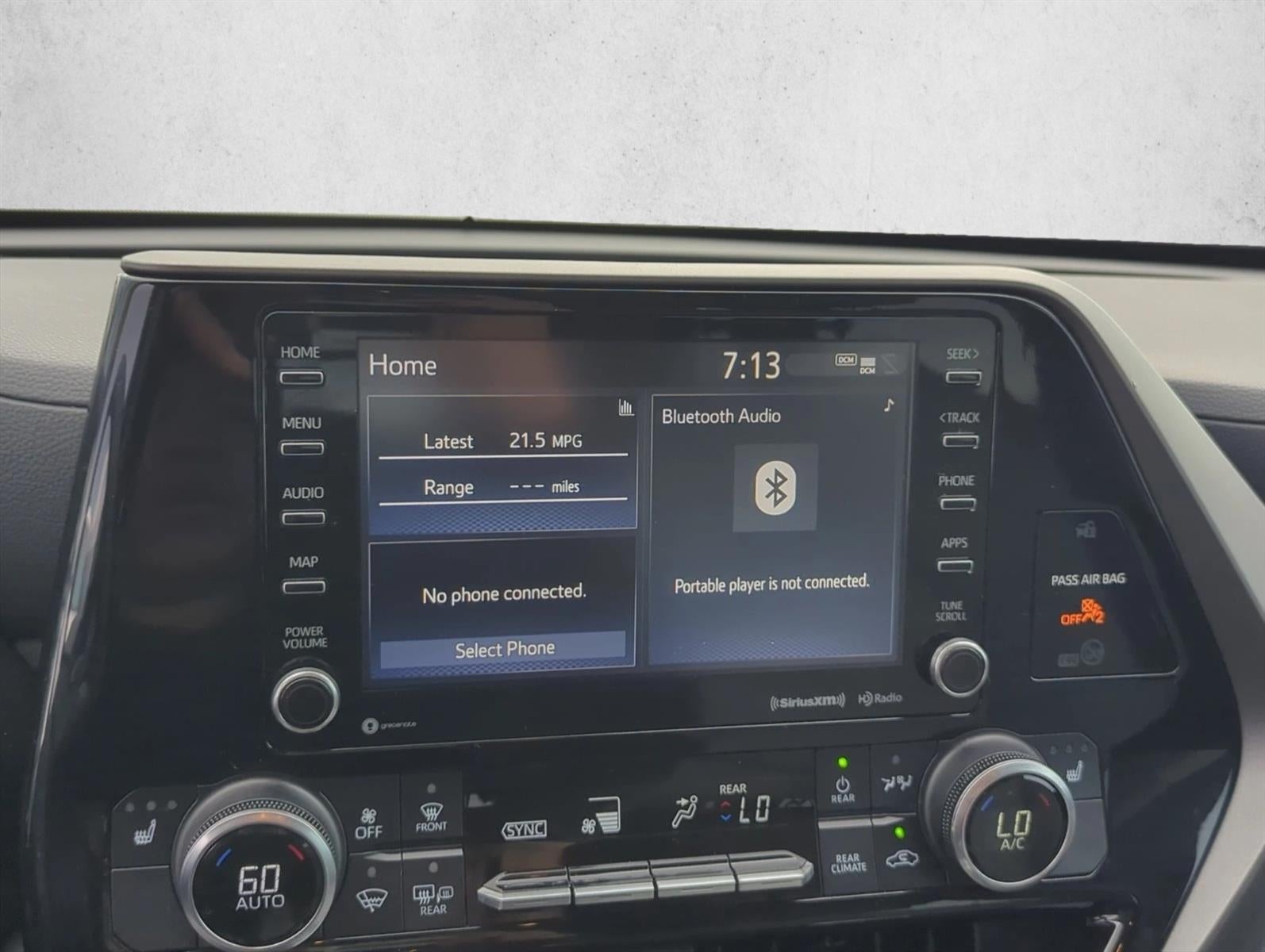 2022 Toyota Highlander XLE FWD (Natl)