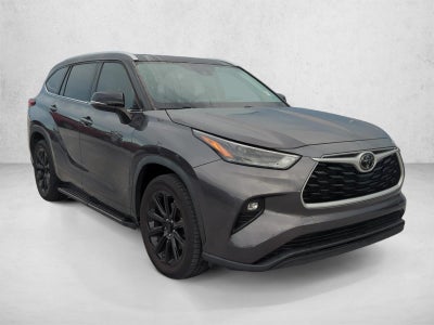 2022 Toyota Highlander XLE FWD (Natl)