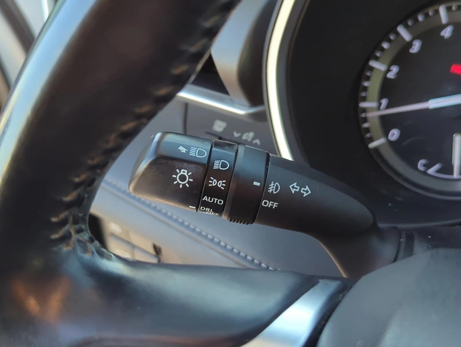 2020 Toyota Highlander XLE FWD (Natl)