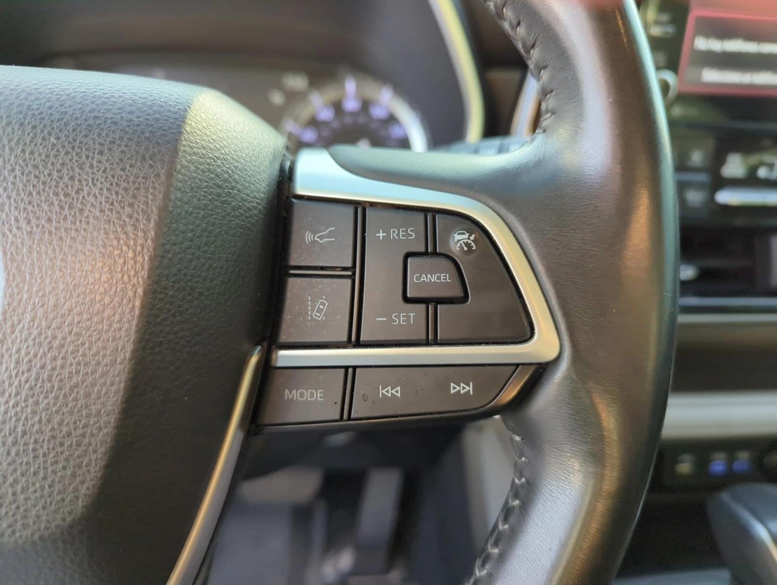 2022 Toyota Highlander XLE AWD (Natl)