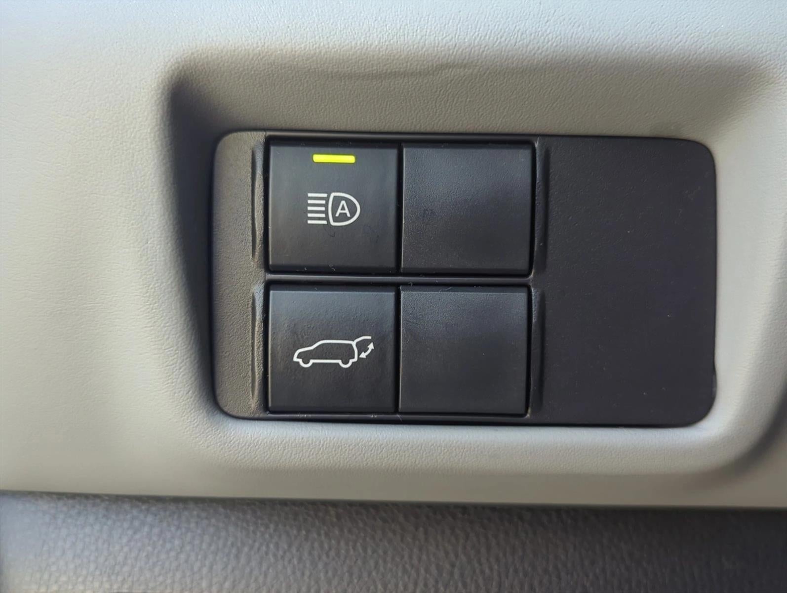 2022 Toyota Highlander XLE AWD (Natl)