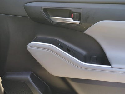 2022 Toyota Highlander XLE AWD (Natl)