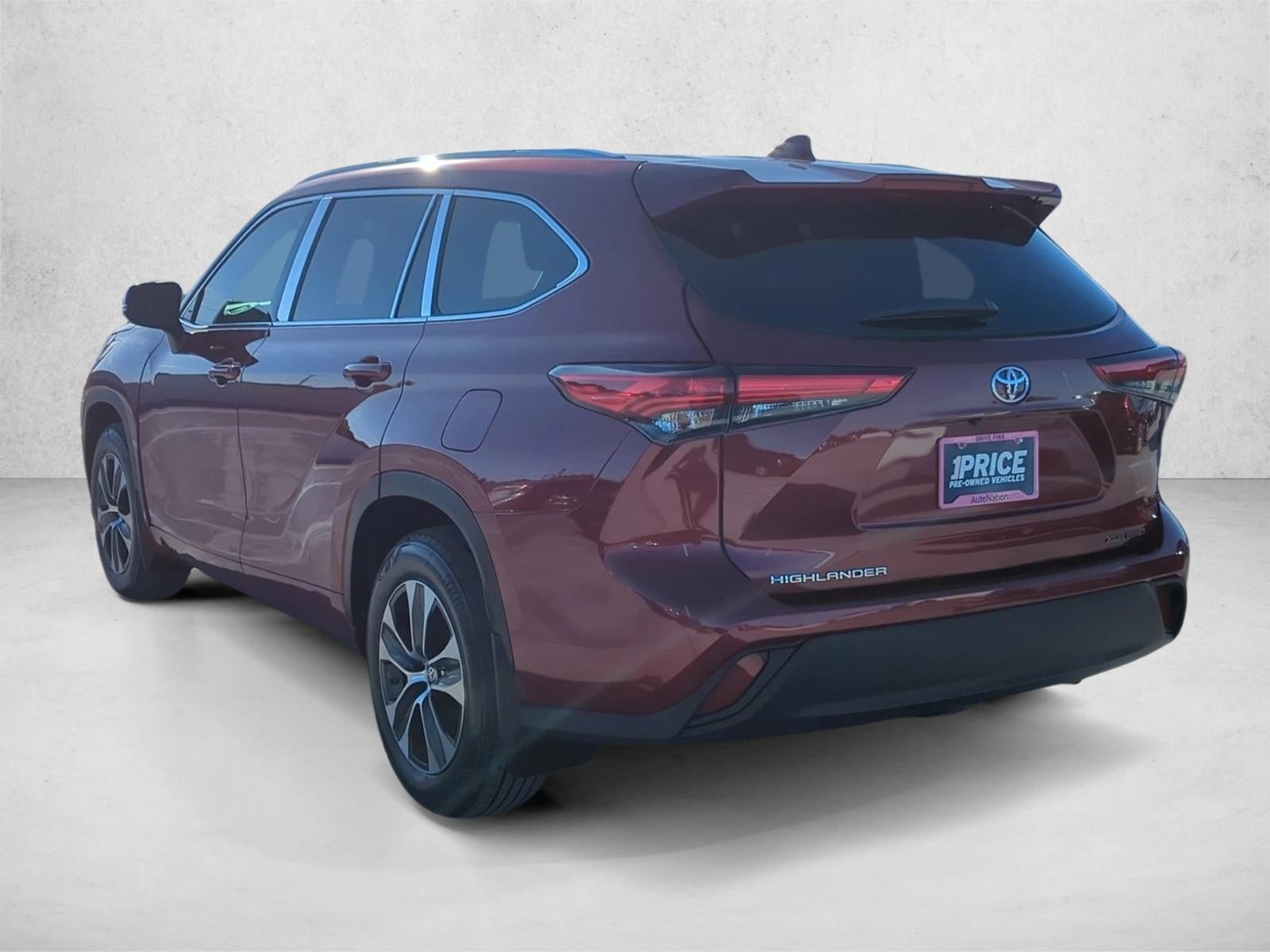 2020 Toyota Highlander XLE AWD (Natl)