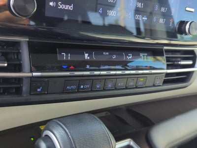 2023 Toyota Sienna XLE FWD 8-Passenger (Natl)