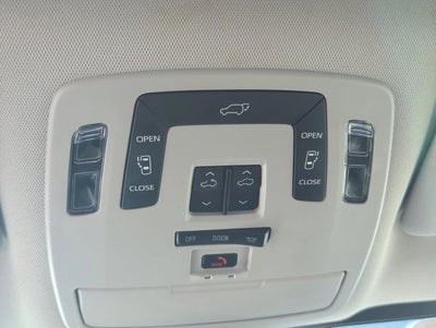 2023 Toyota Sienna XLE FWD 8-Passenger (Natl)