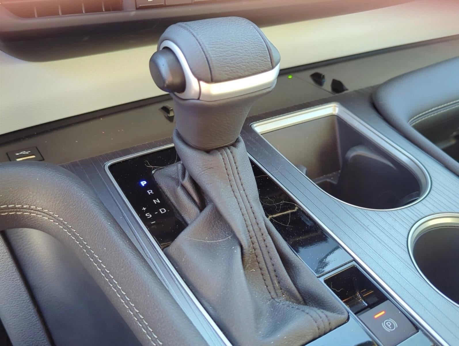 2025 Toyota Sienna XLE FWD 7-Passenger (Natl)
