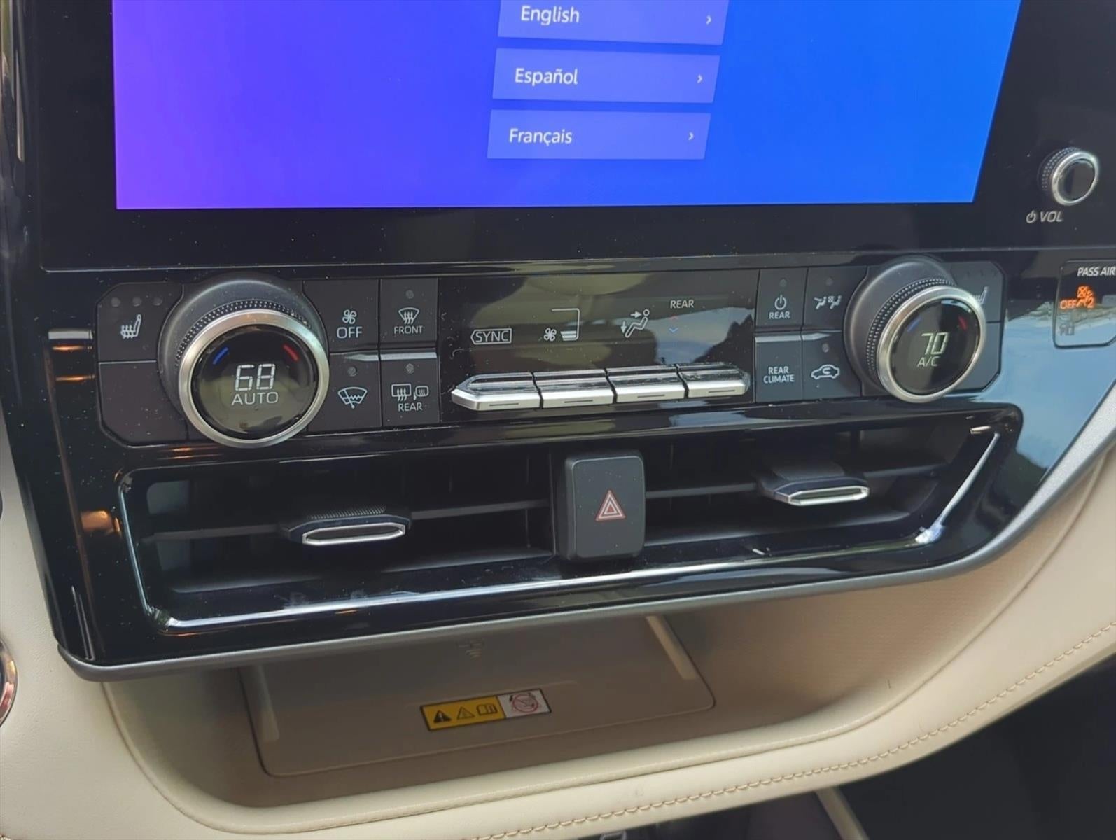 2023 Toyota Highlander XLE FWD (Natl)