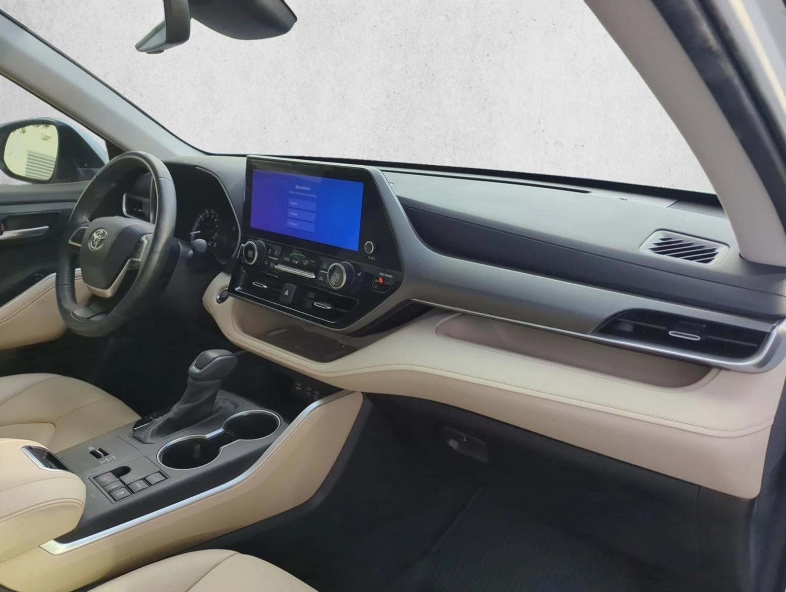 2023 Toyota Highlander XLE FWD (Natl)