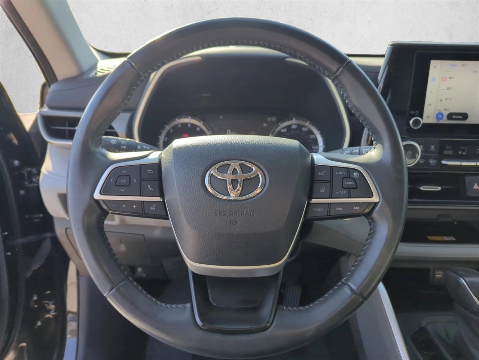 2023 Toyota Highlander XLE FWD (Natl)