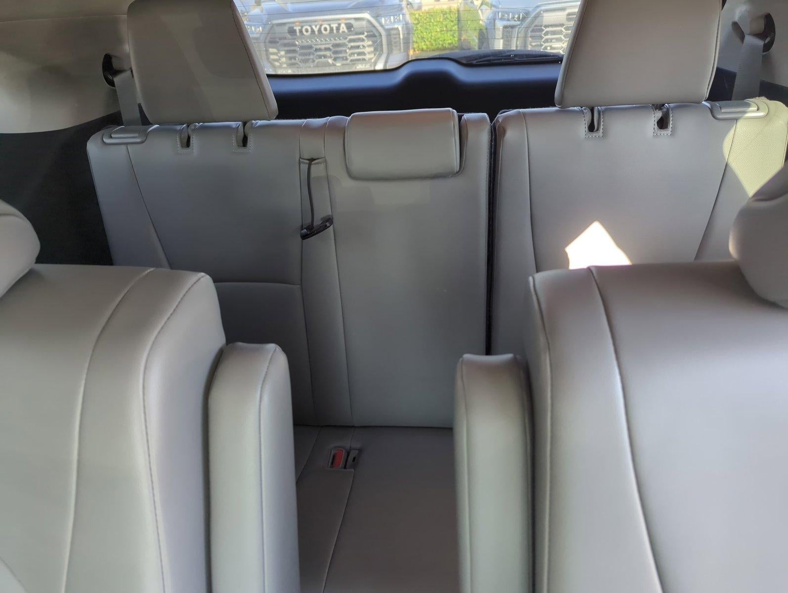 2023 Toyota Highlander XLE FWD (Natl)