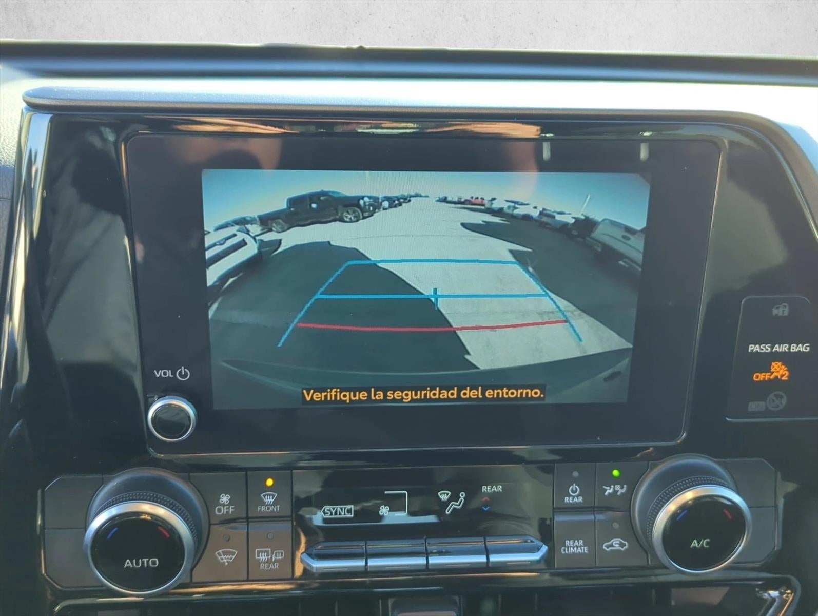 2023 Toyota Highlander LE FWD (GS)