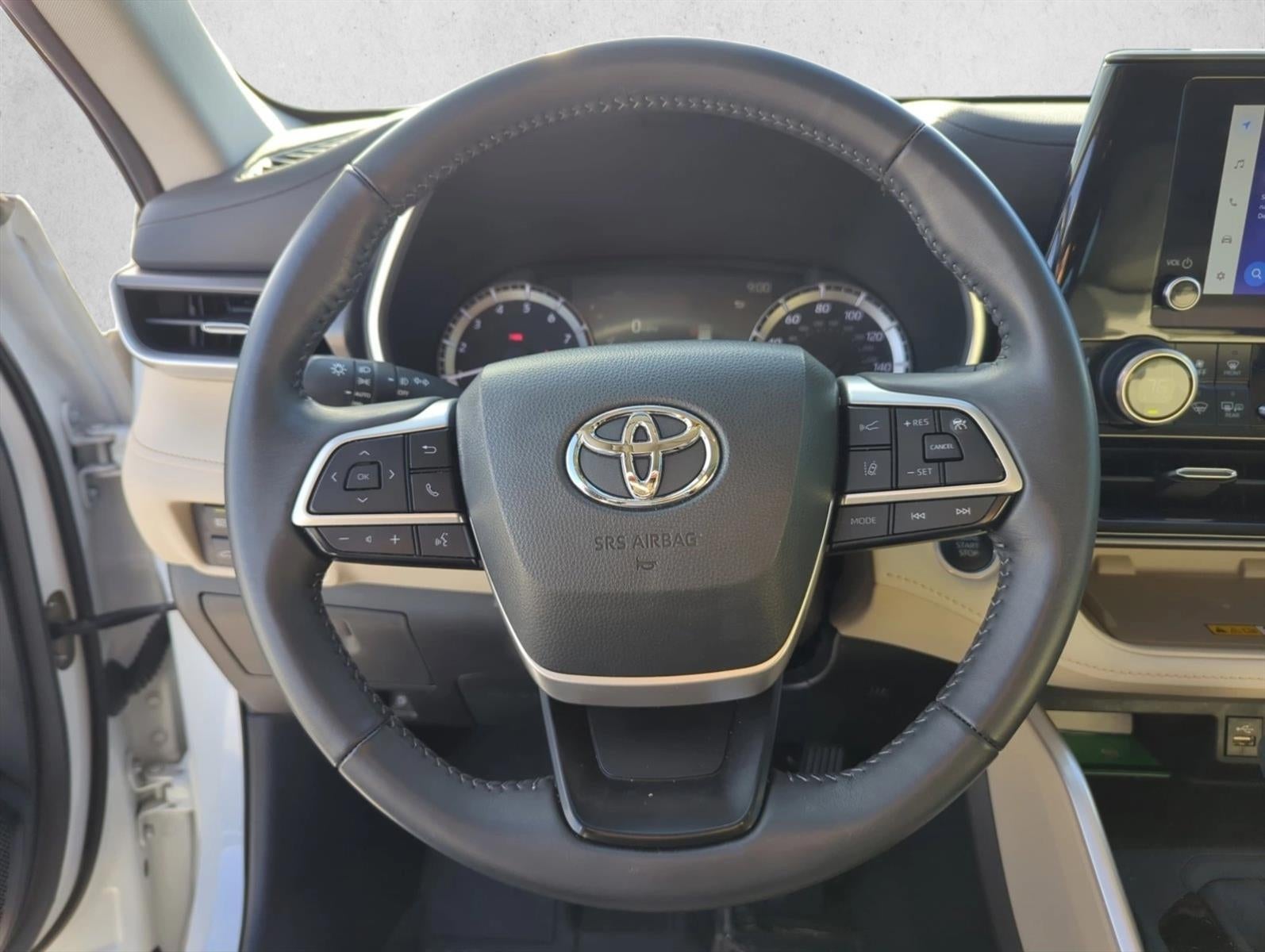 2024 Toyota Highlander XLE FWD (Natl)