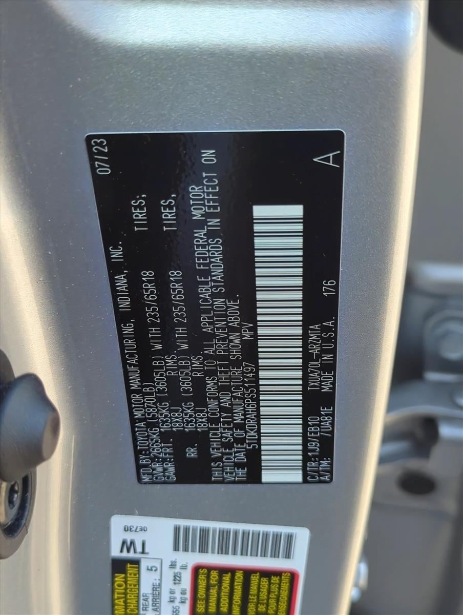 2023 Toyota Highlander XLE FWD (Natl)