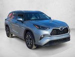 2023 Toyota Highlander XLE FWD (Natl)