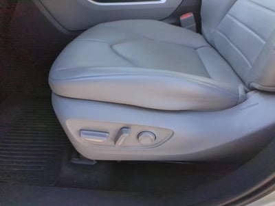 2023 Toyota Highlander XLE FWD (Natl)