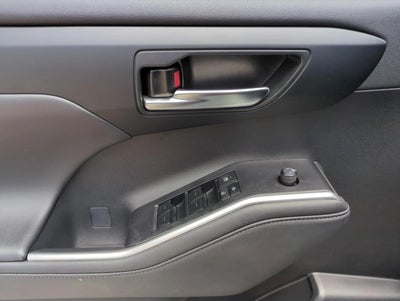 2024 Toyota Highlander XLE FWD (Natl)