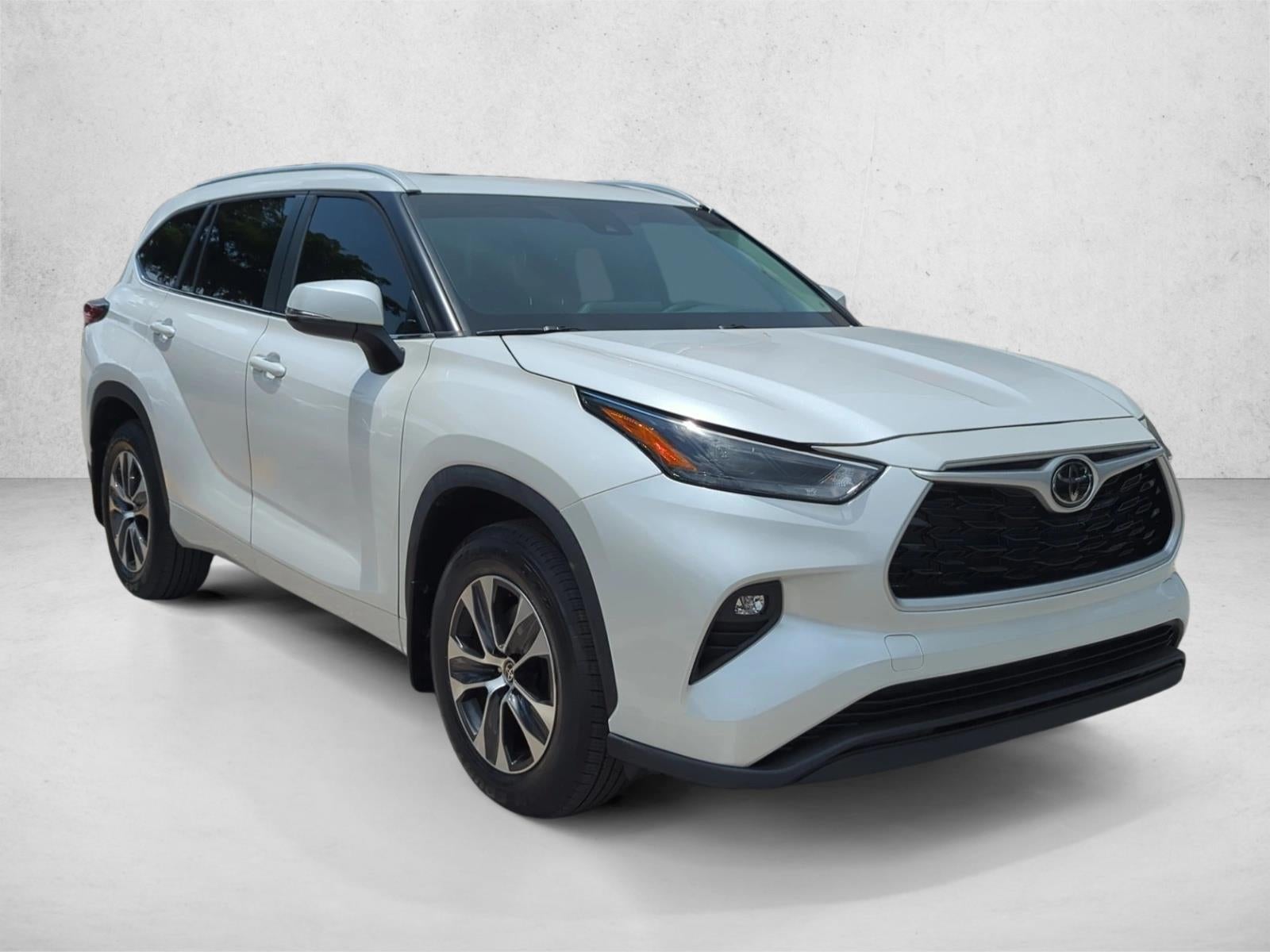 2024 Toyota Highlander XLE FWD (Natl)