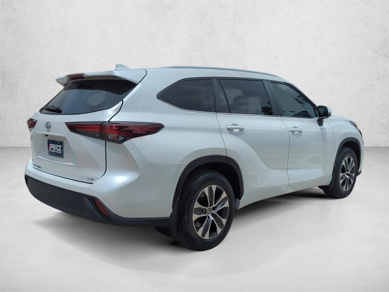 2024 Toyota Highlander XLE FWD (Natl)