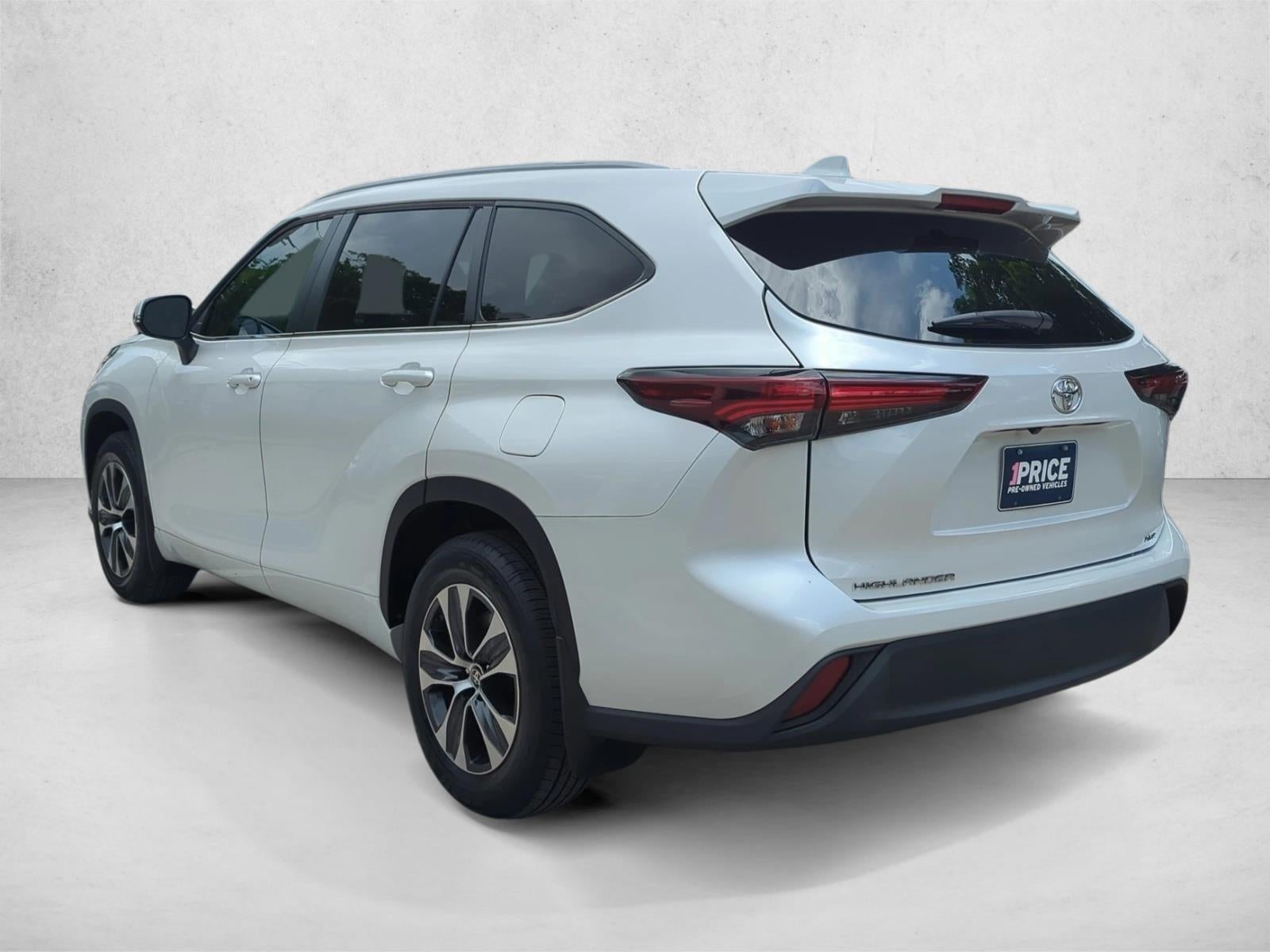 2024 Toyota Highlander XLE FWD (Natl)