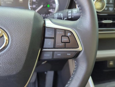 2025 Toyota Highlander LE FWD (GS)