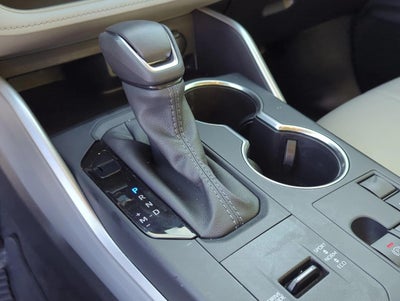2025 Toyota Highlander LE FWD (GS)