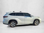 2025 Toyota Highlander LE FWD (GS)