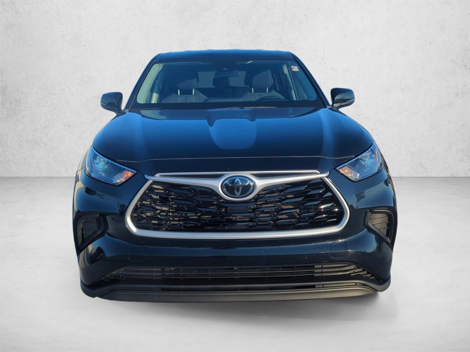 2023 Toyota Highlander L FWD (Natl)