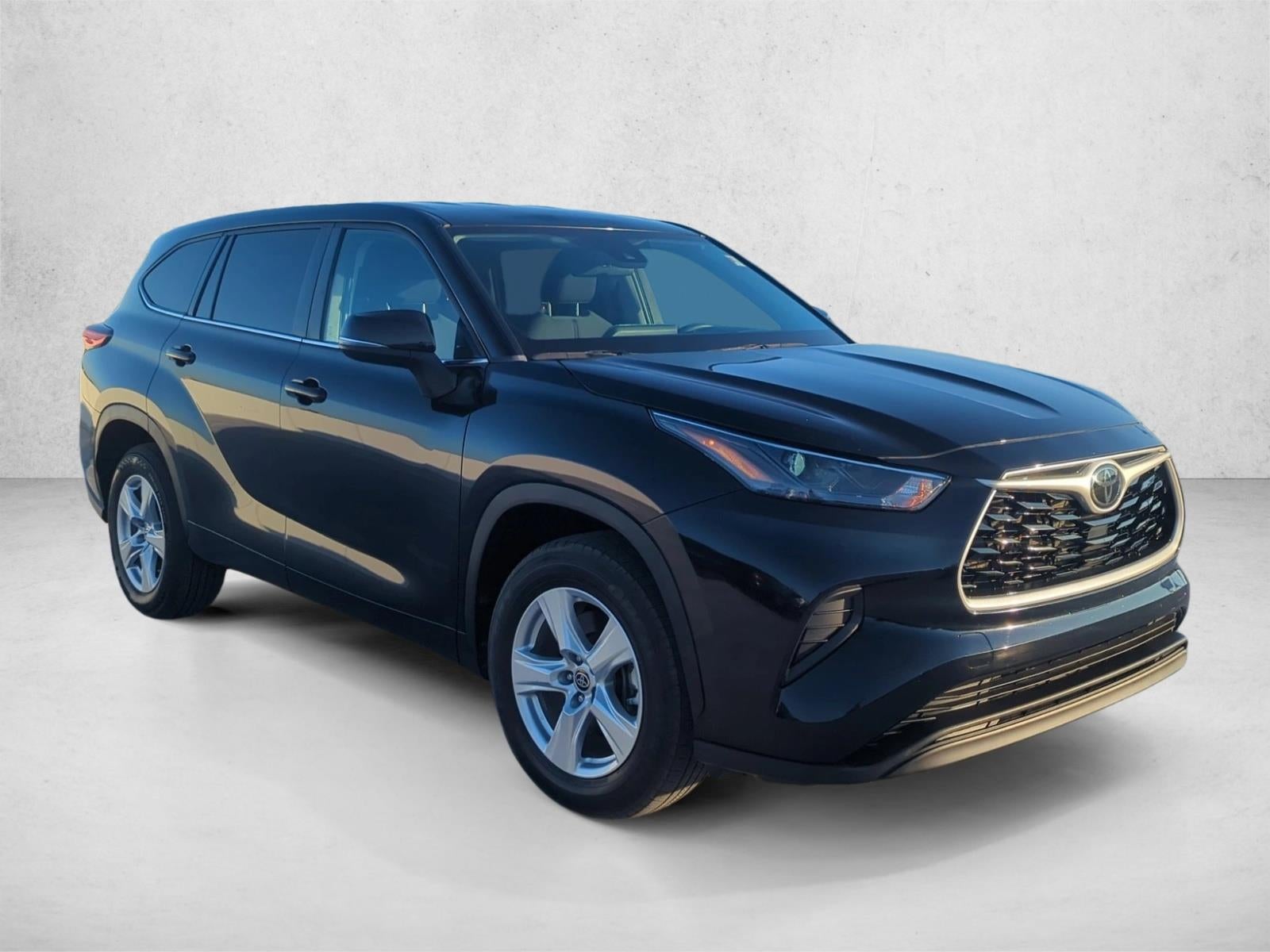 2023 Toyota Highlander L FWD (Natl)