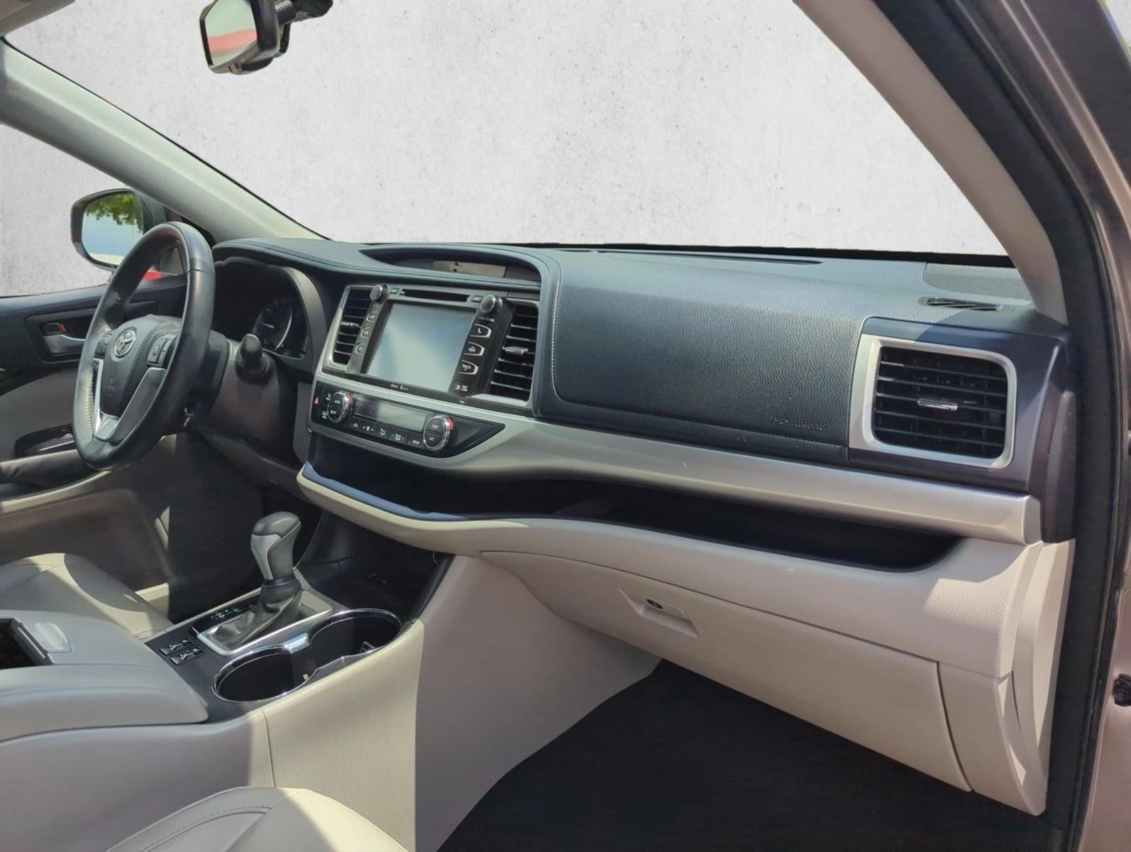 2015 Toyota Highlander FWD 4dr V6 XLE (Natl)