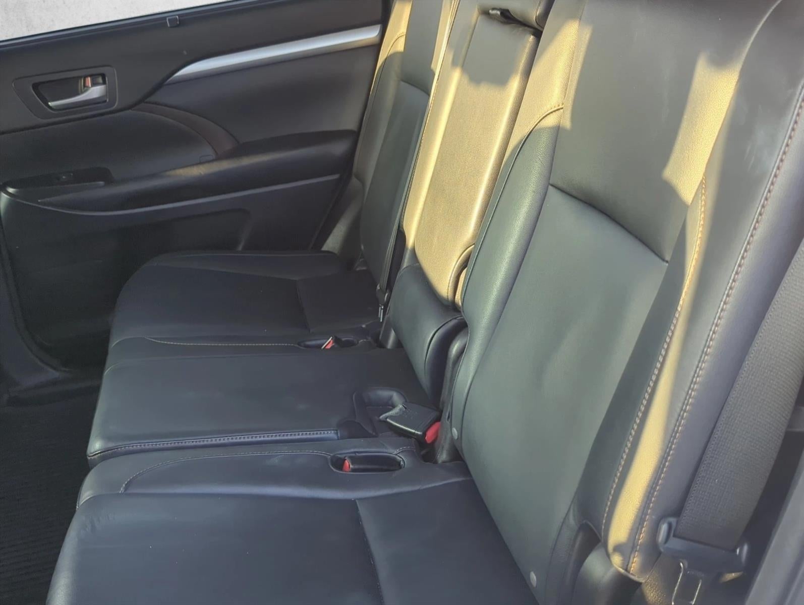 2014 Toyota Highlander FWD 4dr V6 XLE (Natl)