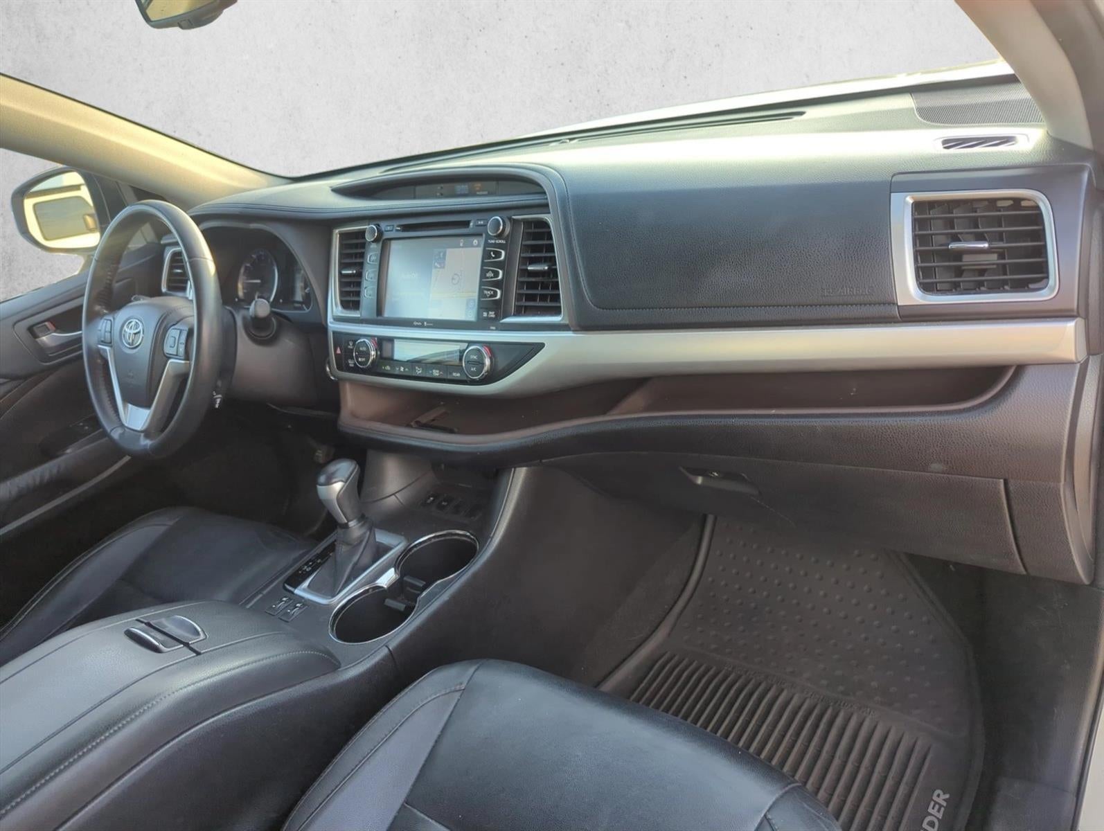 2014 Toyota Highlander FWD 4dr V6 XLE (Natl)
